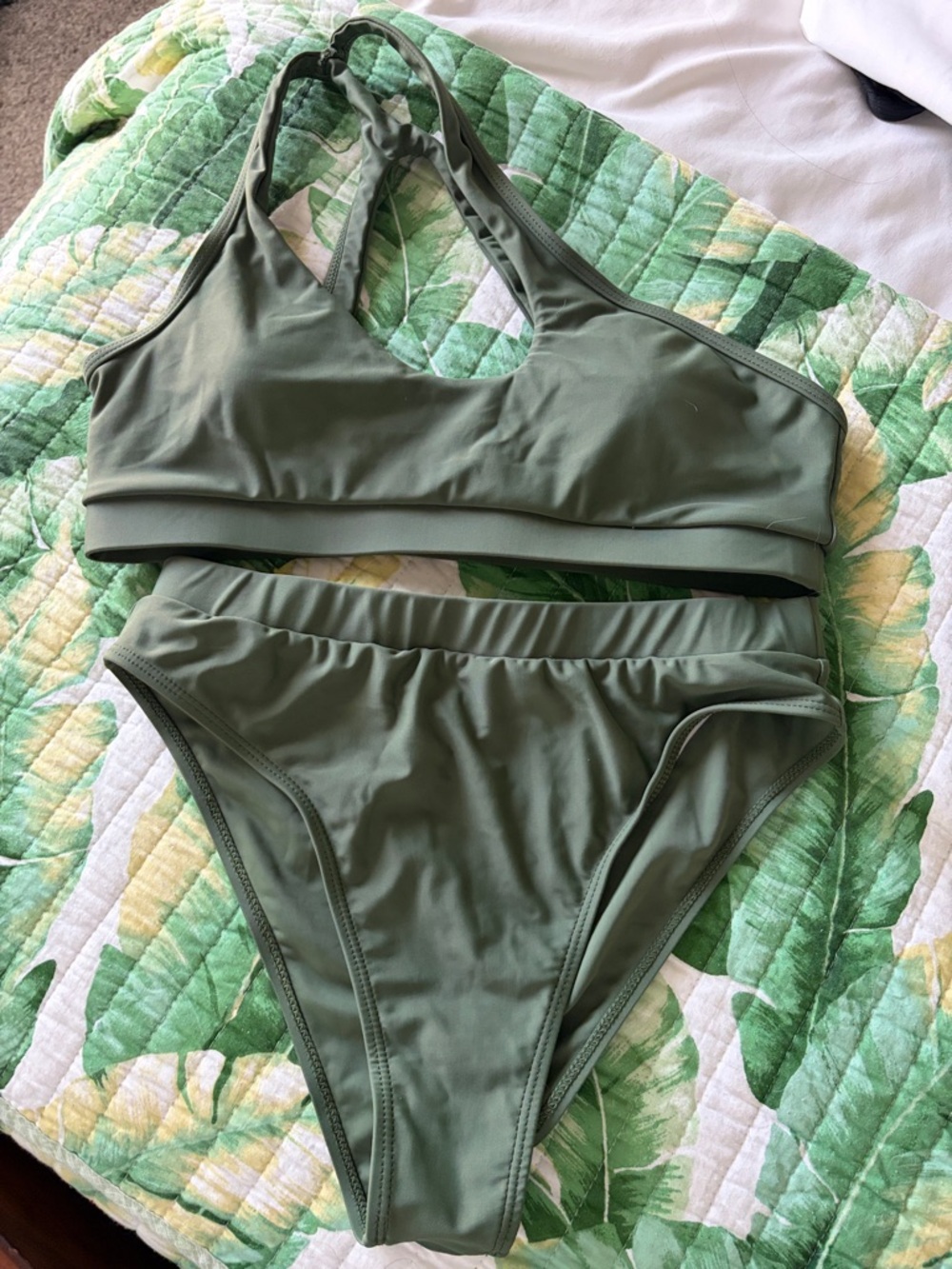 Source Unknown Olive Green Two-Piece Bikini Set